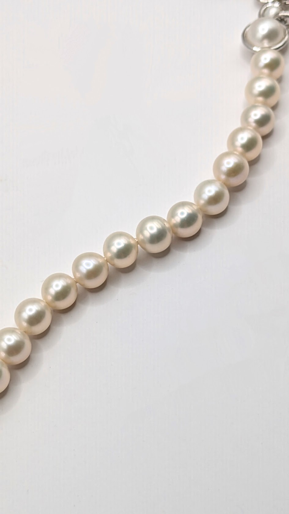 Silk-Knotted Pearls: A Touch of Tradition